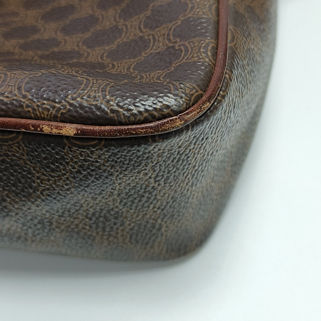 Coated Canvas Brown