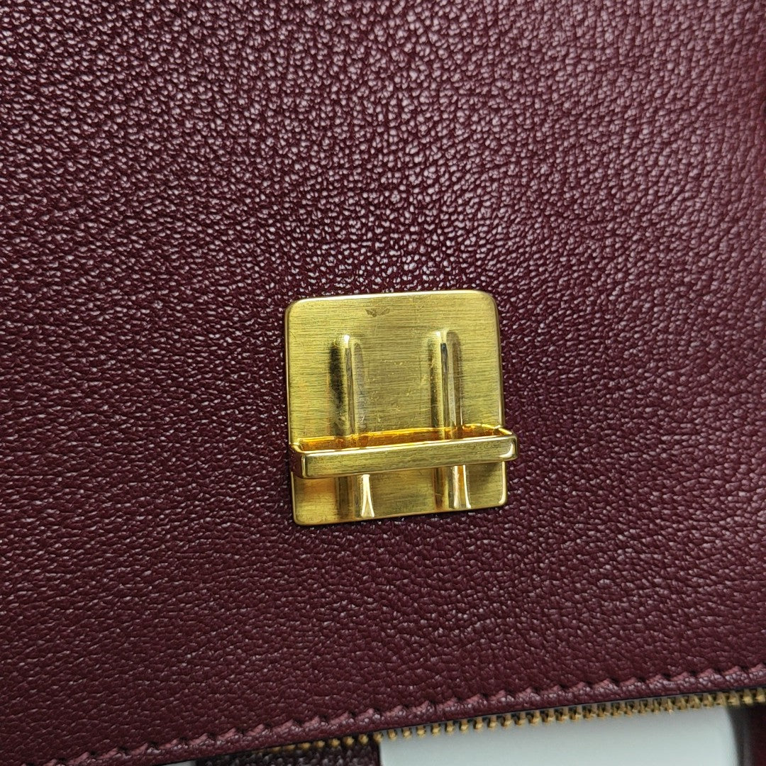 Calfskin Shoulder Bag Red