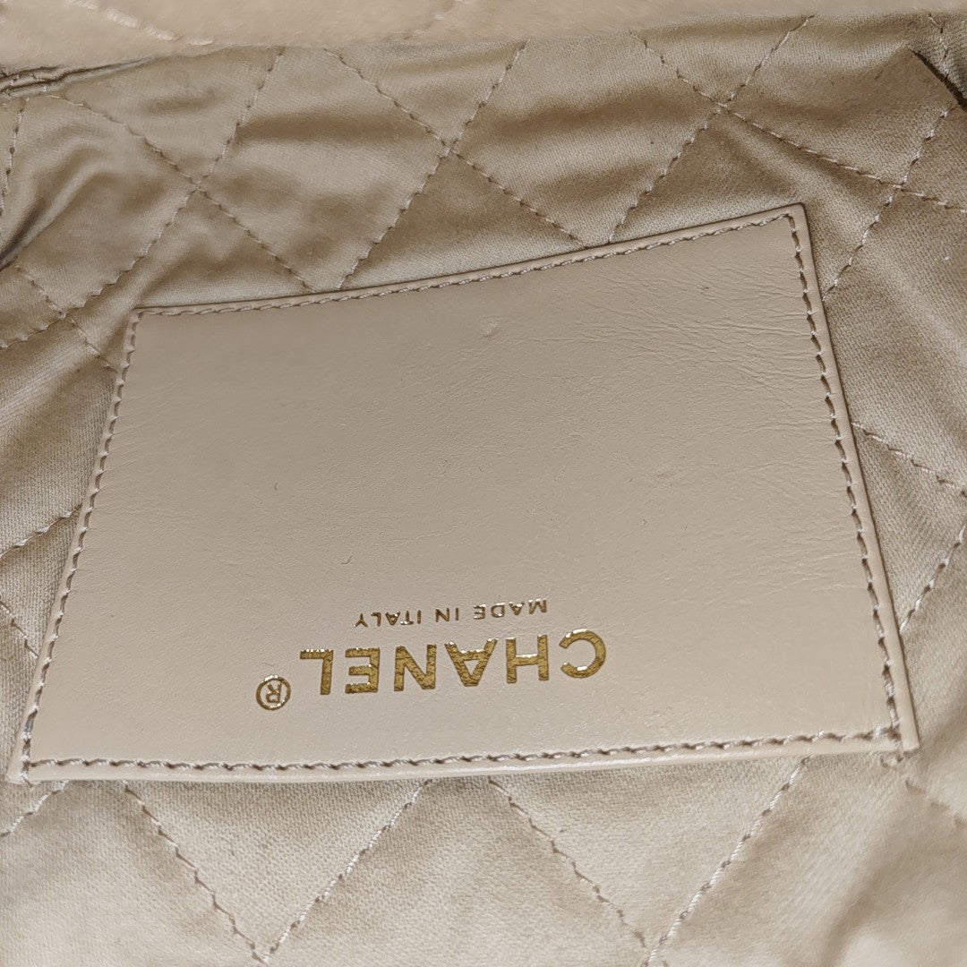 Authenticated pre-owned  CHANEL 22 Mini Quilted Calfskin White - Tote Bag at Looply