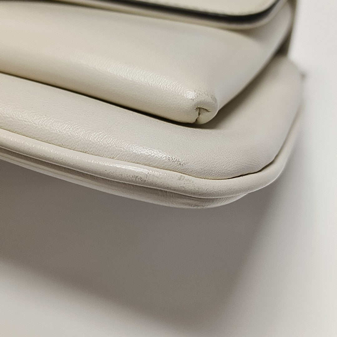 Arli Small Calfskin White