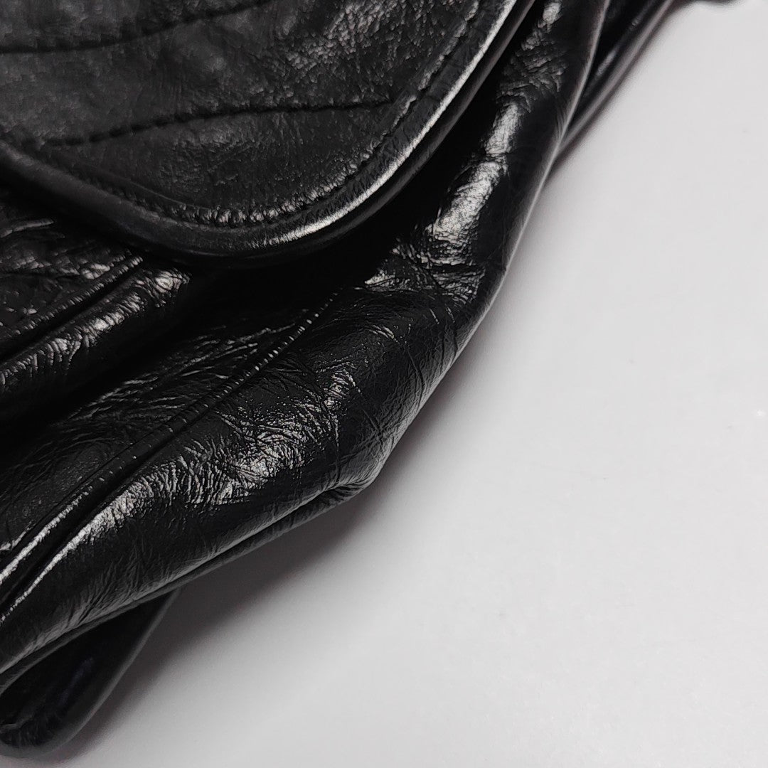 NIKI Medium Chevron Calfskin Black