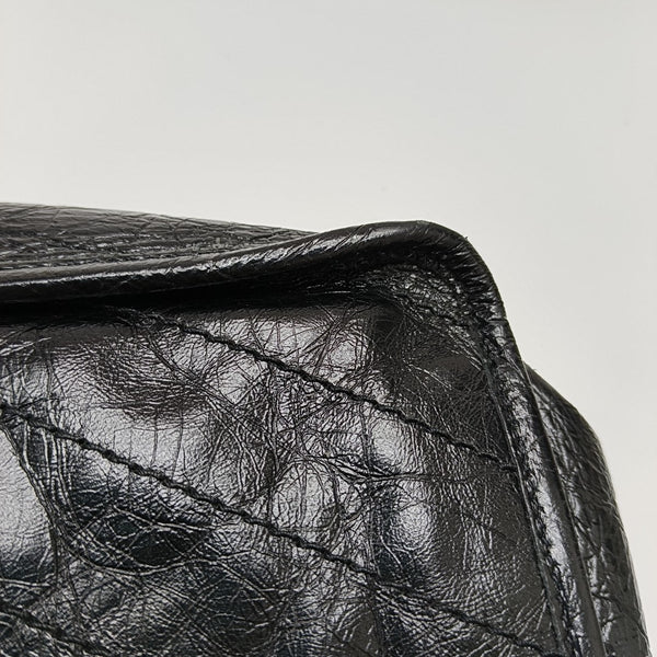 NIKI Medium Chevron Calfskin Black