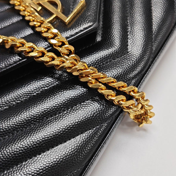 MONOGRAM Medium Chevron Calfskin Black