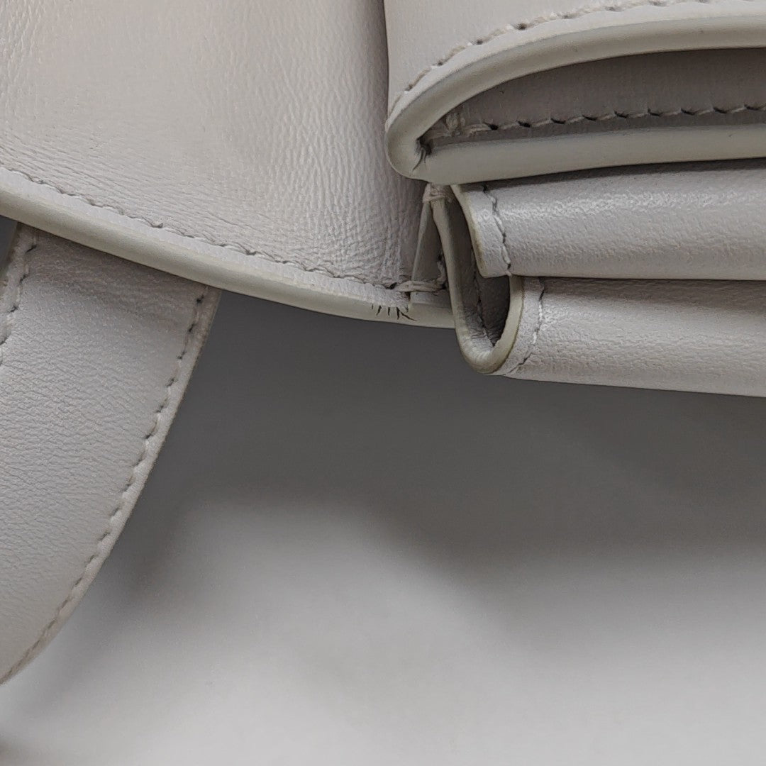 The Clip Calfskin White