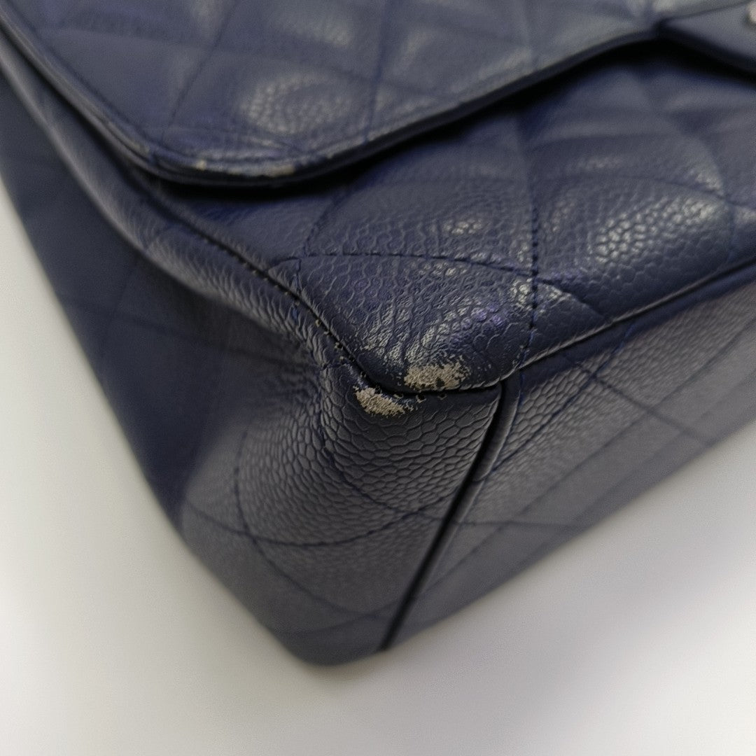 CLASSIC FLAP Jumbo Quilted Grained Calfskin Blue