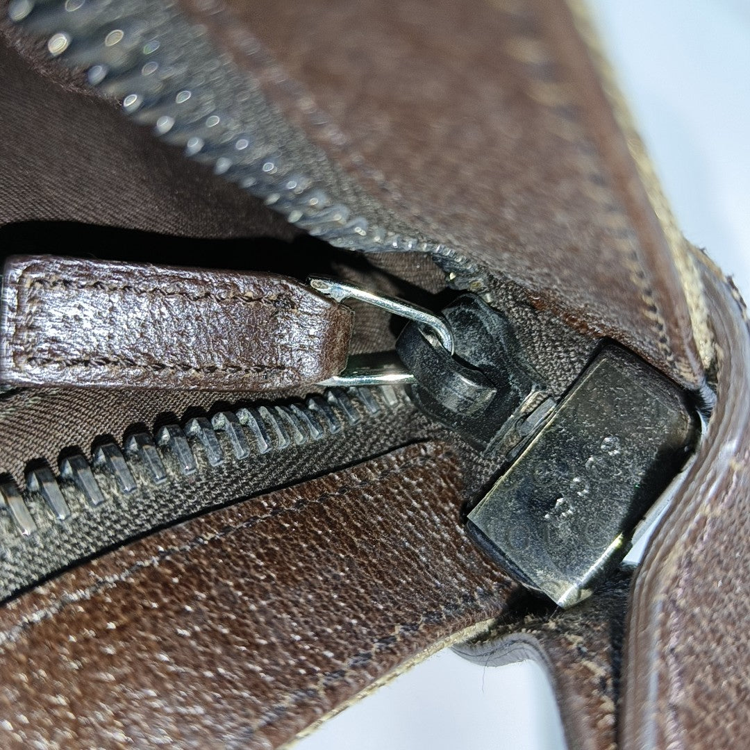 Monogram Canvas Brown