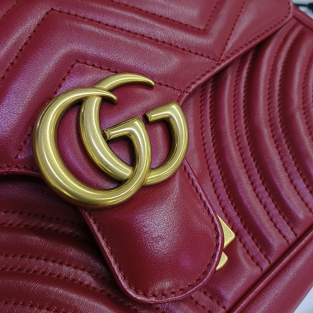 GG Marmont Medium Quilted Calfskin Red