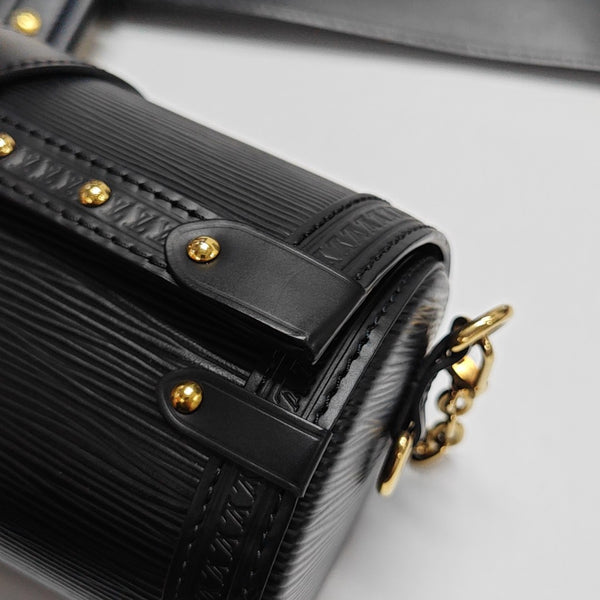 PAPILLON 19 Epi Black