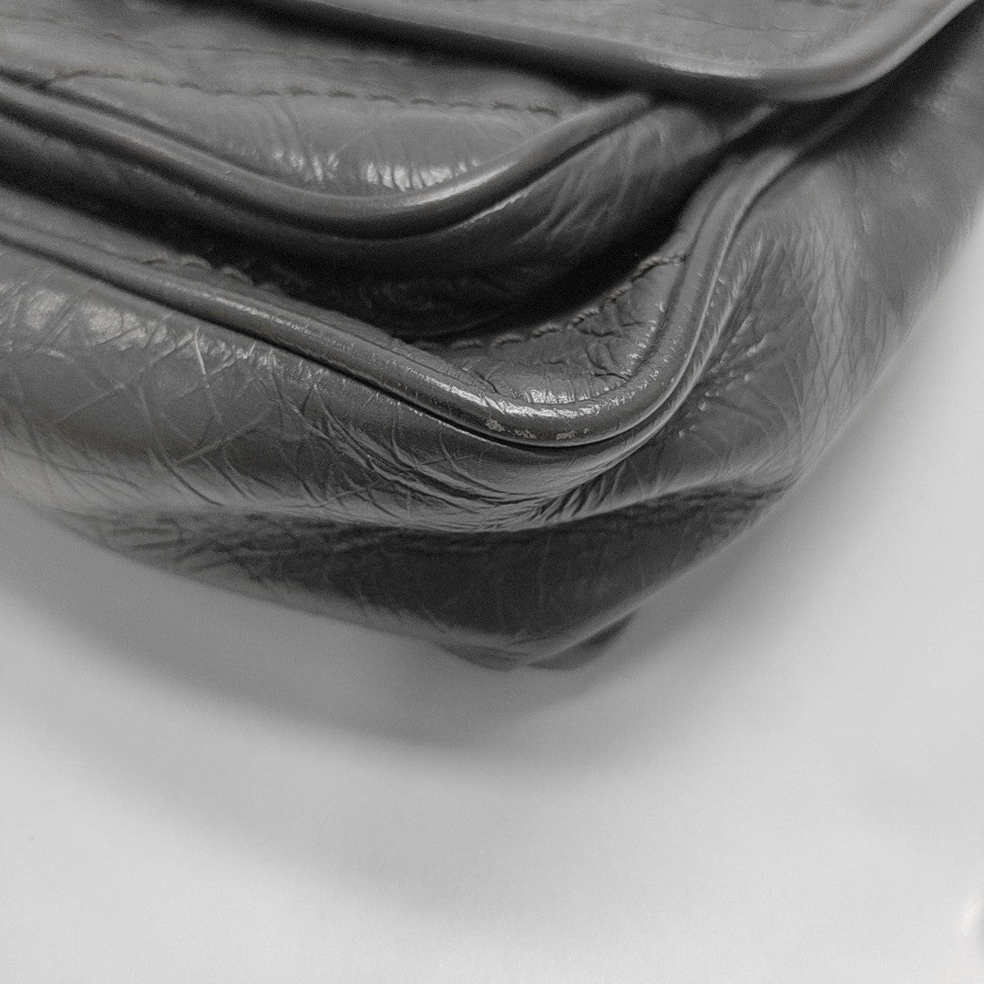 NIKI Small Chevron Calfskin Gray