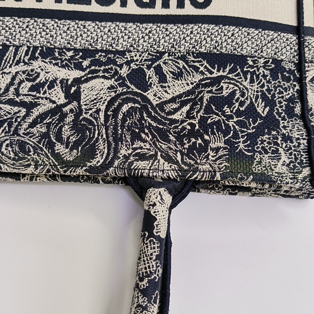 Book Tote Medium Fabric Blue
