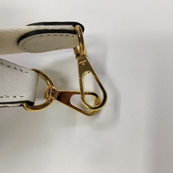 Authenticated pre-owned  Evelyne TPM Clemence White - Shoulder Bag at Looply