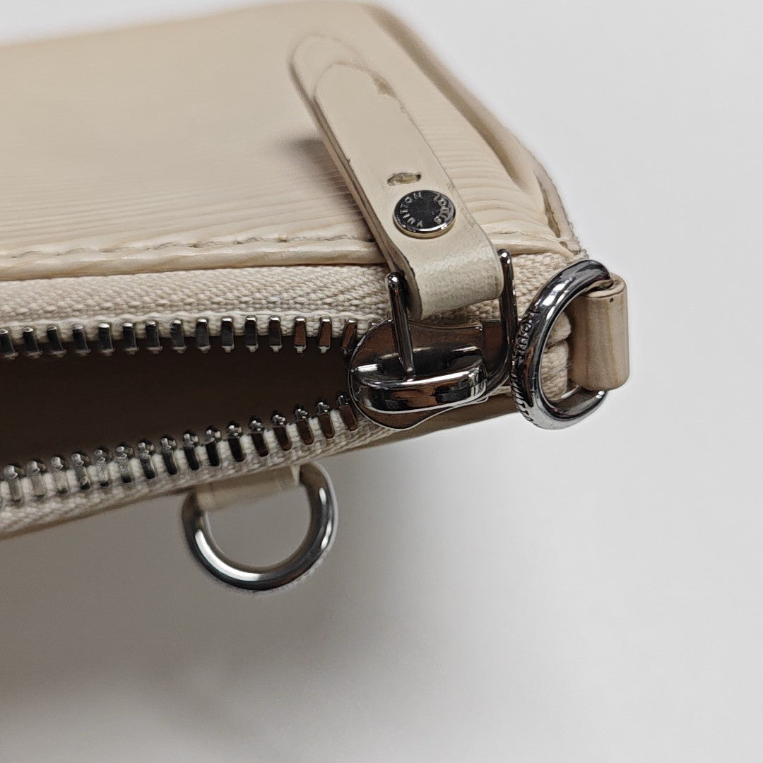 EASY POUCH ON STRAP Epi Beige