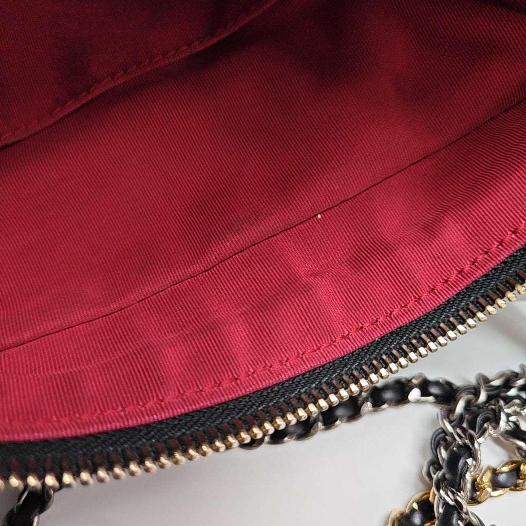 GABRIELLE Large Quilted Calfskin Black
