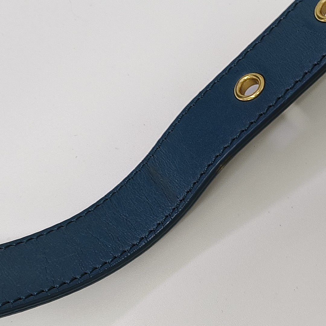 30 Montaigne Calfskin Blue