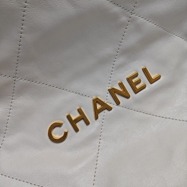 CHANEL 22 Small Quilted Calfskin White