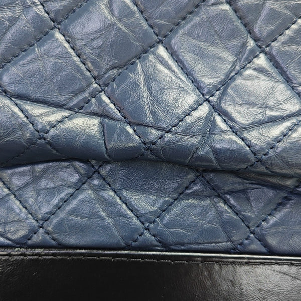 GABRIELLE Medium Quilted Calfskin Blue