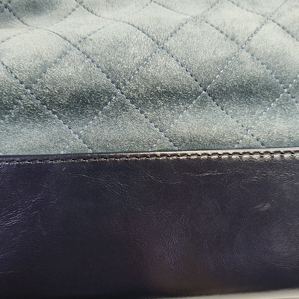GABRIELLE Medium Quilted Suede Blue