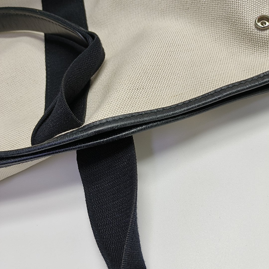 Navy Canvas White