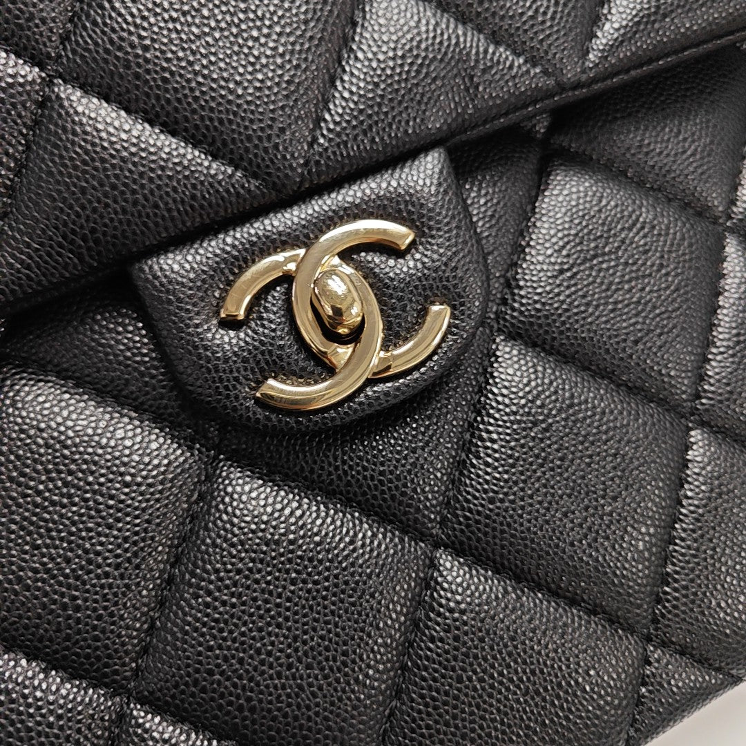 CLASSIC FLAP Small Quilted Grained Calfskin Black