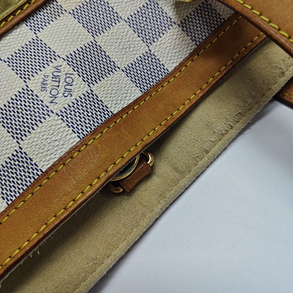 HAMPSTEAD MM Damier Azur Coated Canvas White