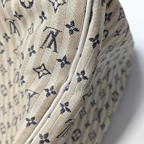 Authenticated pre-owned  SPEEDY 30 Monogram Canvas White - Top Handle Bag at Looply