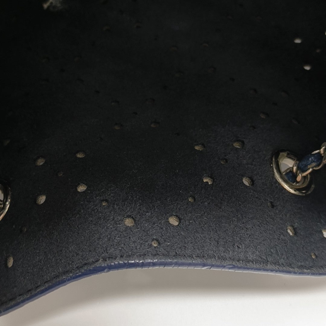 CC DRAWSTRING BUCKET Grained Calfskin Blue