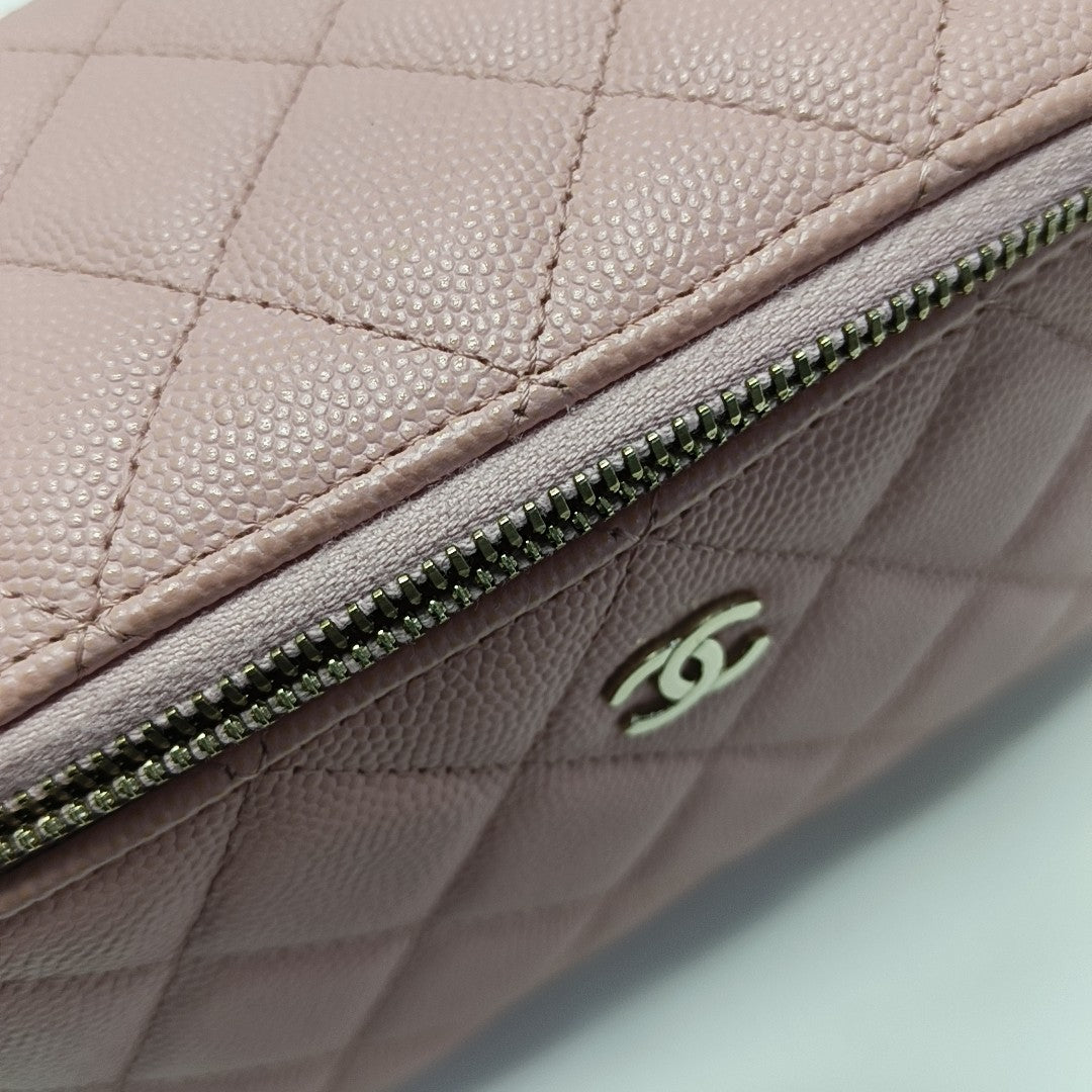 VANITY CASE Small Quilted Grained Calfskin Pink