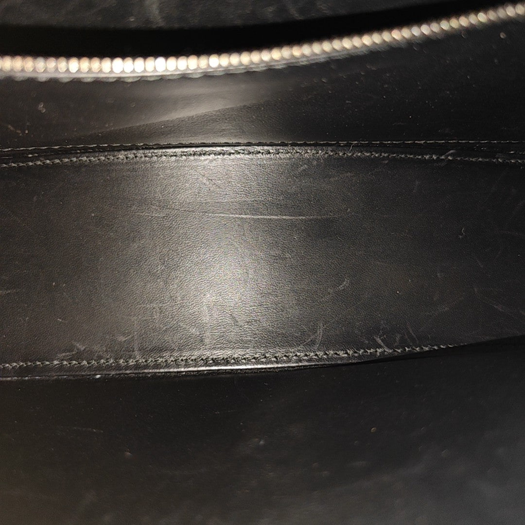 Hourglass Small Calfskin Black