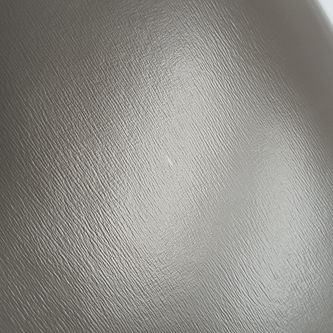 TRIOMPHE Medium Calfskin Gray