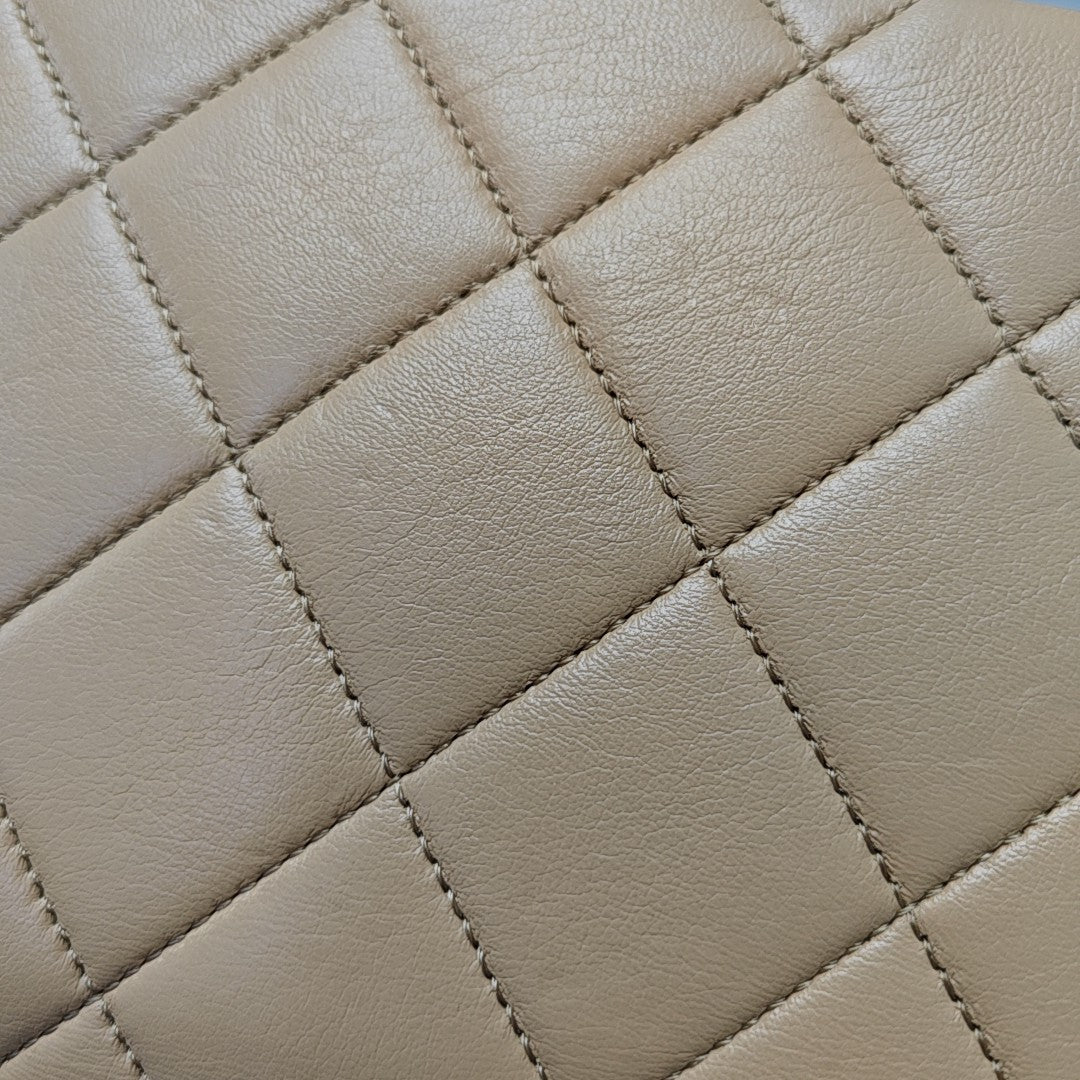 CLASSIC FLAP Mini Quilted Lambskin Beige