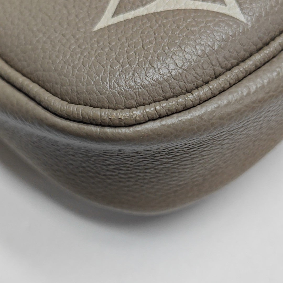 IVY Monogram Calfskin Gray