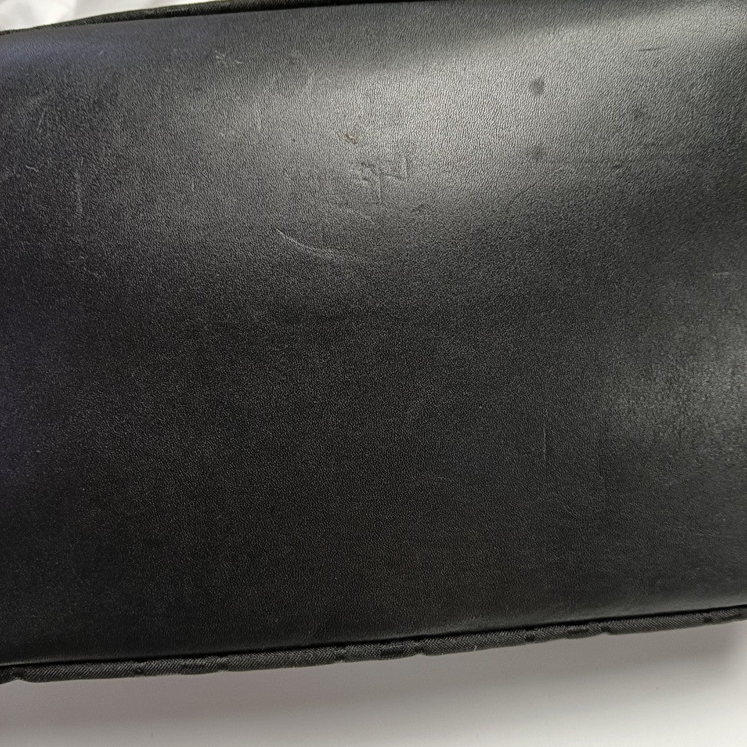 Monogram Canvas Black