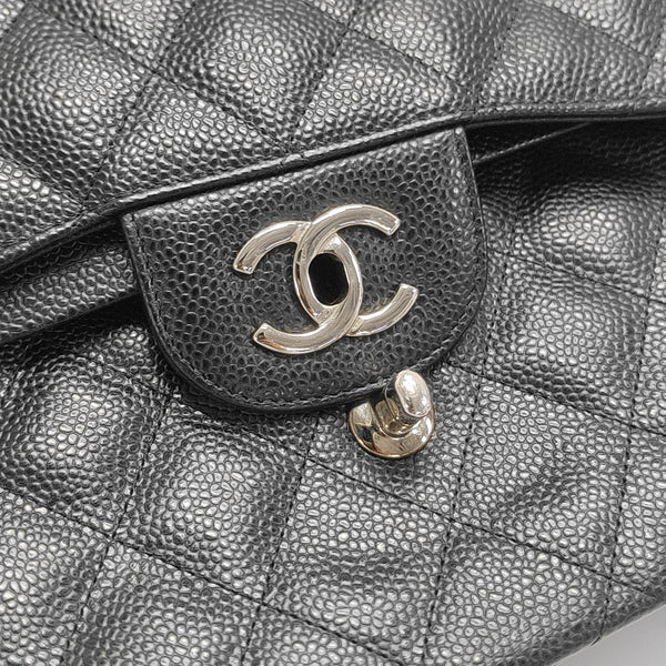 CLASSIC FLAP Jumbo Quilted Grained Calfskin Black