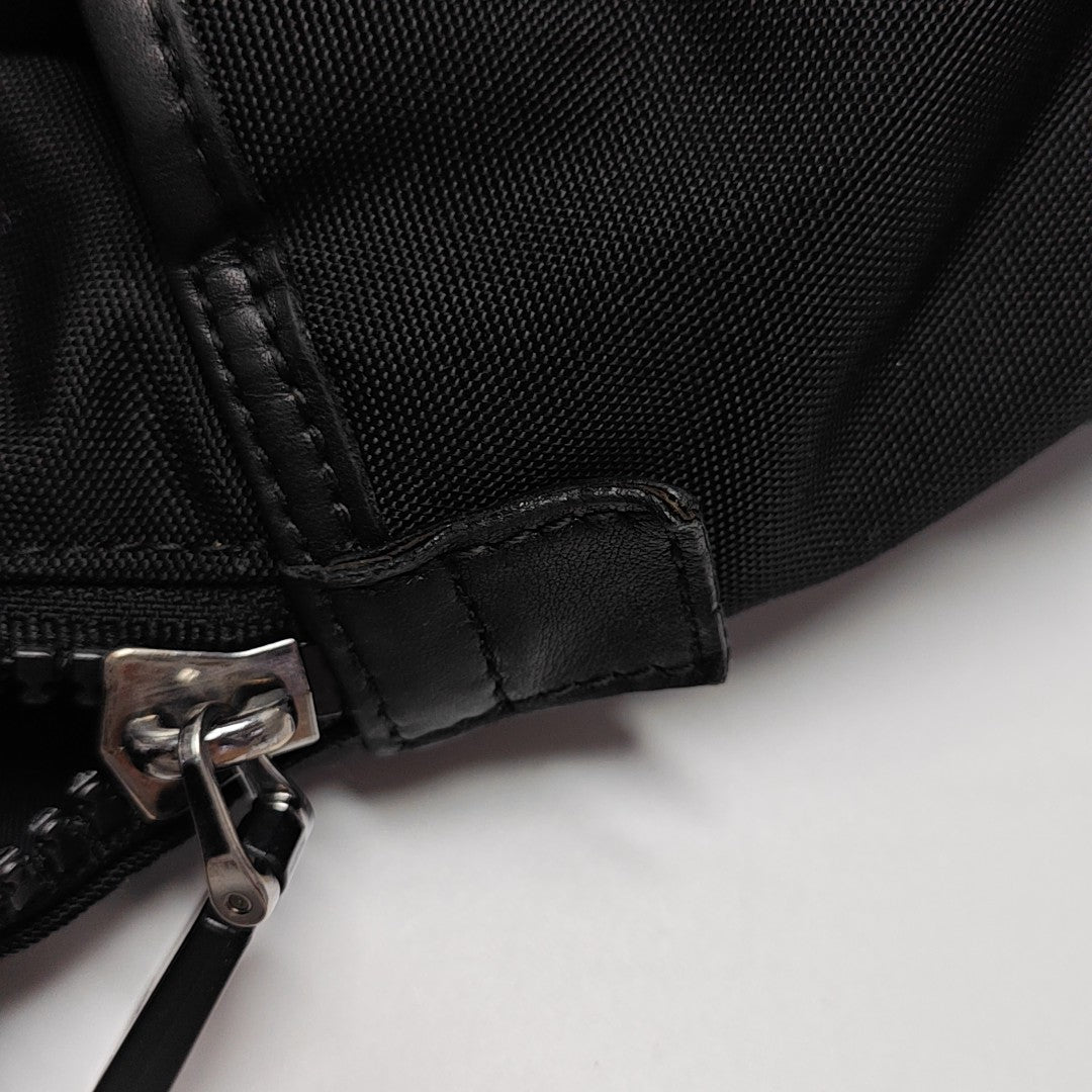 Signature Canvas Black