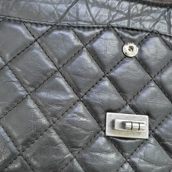 2.55 227 (jumbo) Quilted Vintage Calf Black