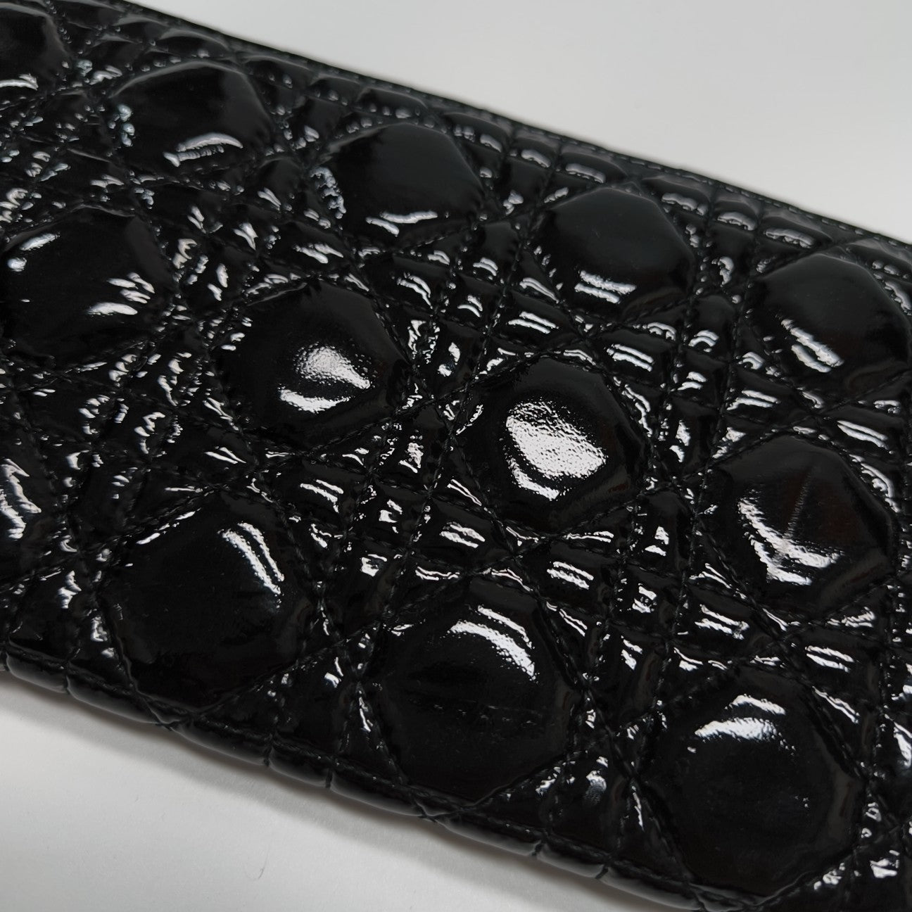 Lady Dior Medium Cannage Patent Leather Black