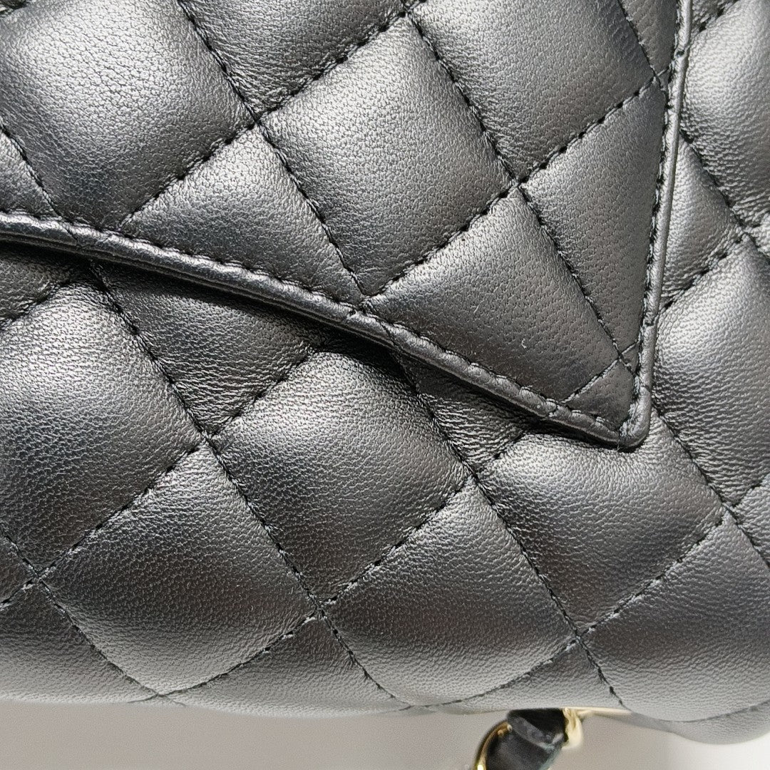 CLASSIC FLAP Mini Quilted Lambskin Black