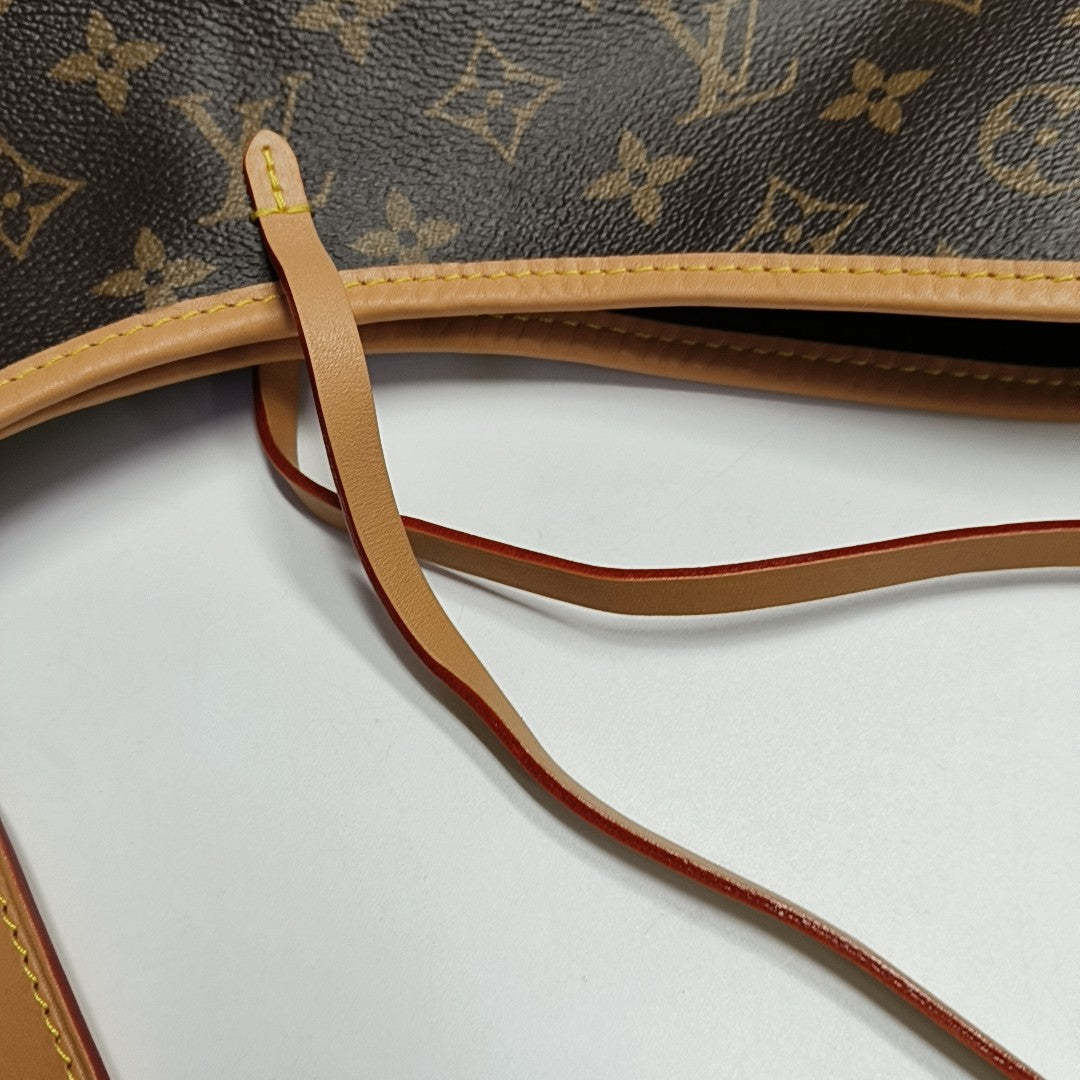 CARRYALL PM Monogram Coated Canvas Brown