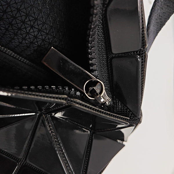 Special Material Shoulder Bag Black
