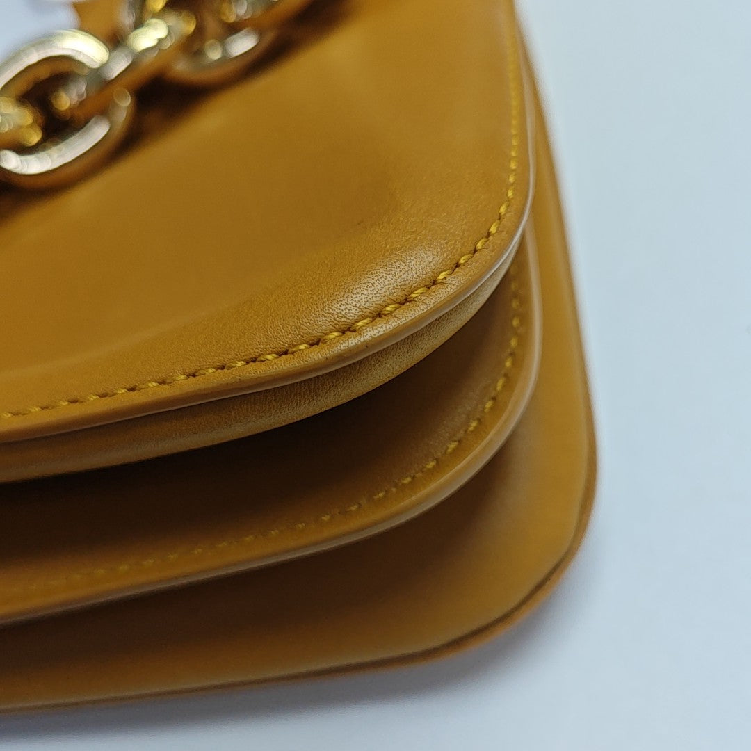 Mount Calfskin Brown