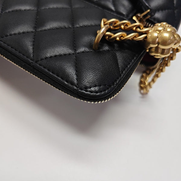 VANITY CASE Small Quilted Lambskin Black
