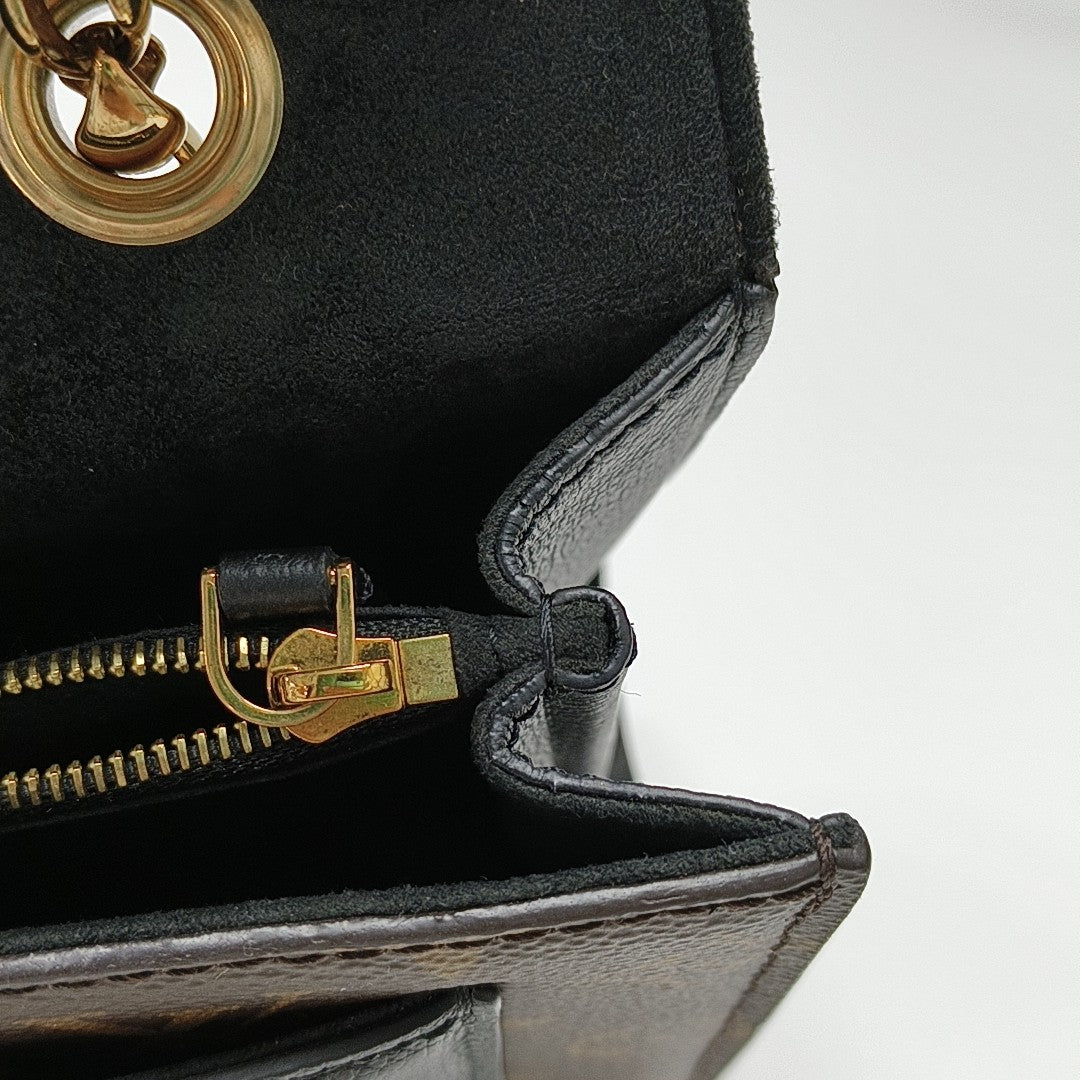 VICTOIRE Monogram Coated Canvas Brown