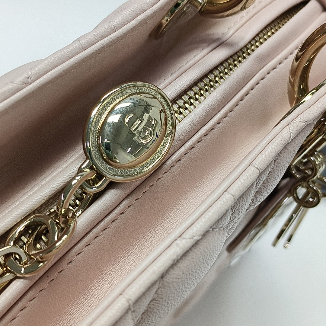 Lady Dior Medium Cannage Lambskin Pink
