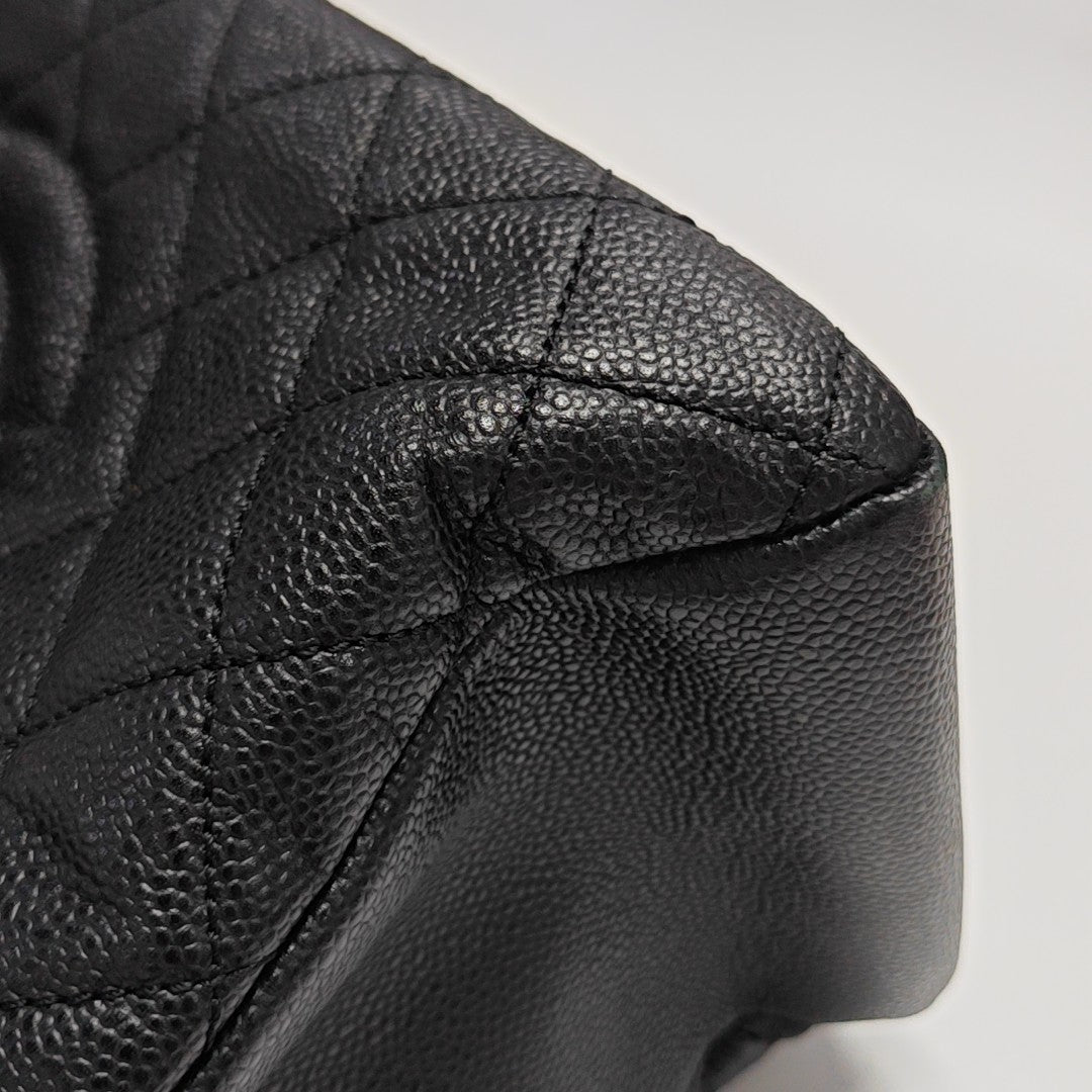 CHANEL GST Large Quilted Grained Calfskin Black