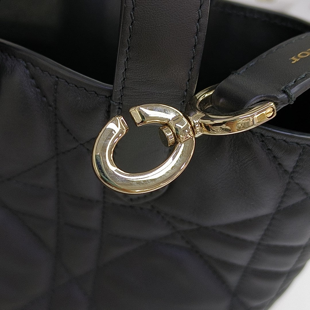 Toujours Small Cannage Calfskin Black