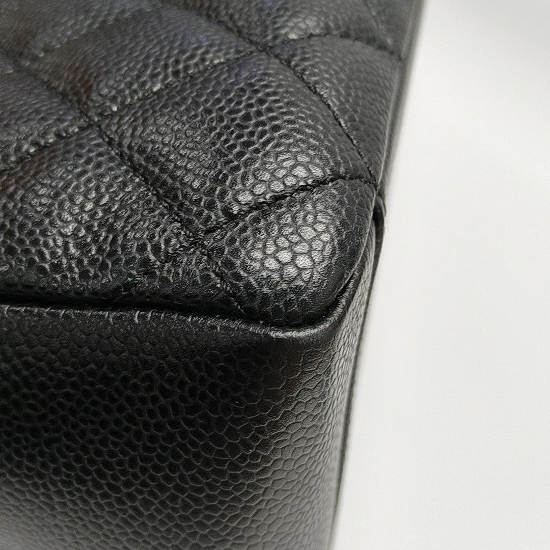 CHANEL GST Large Quilted Grained Calfskin Black