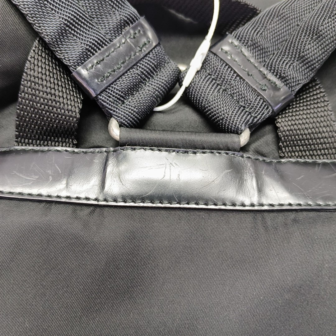 Vela Small Nylon Black