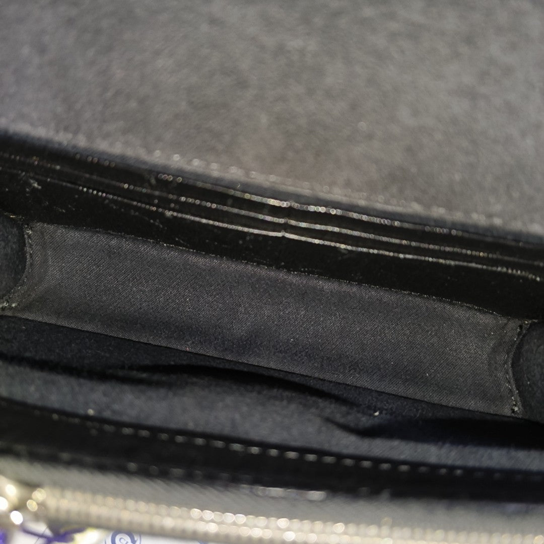 Karlito Calfskin Black