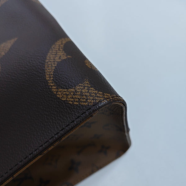 Authenticated pre-owned  ONTHEGO MM Monogram Coated Canvas Brown - Tote Bag at Looply