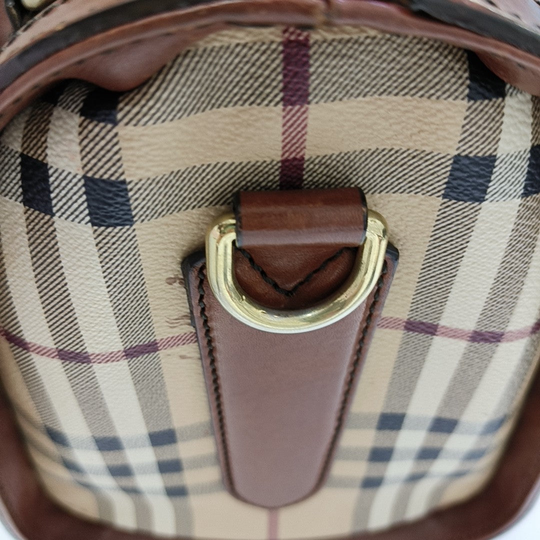 Alchester Medium Coated Canvas Beige